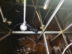 二次供水水箱如何清洗消毒？不銹鋼水箱多久清洗一次？